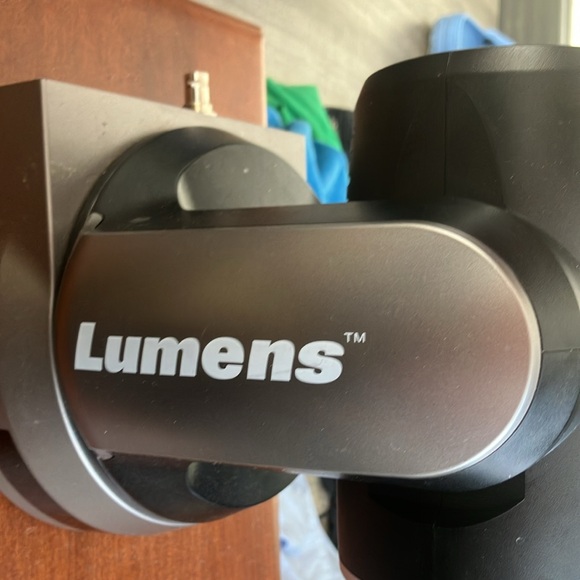 Lumens 4k PTZ Video Camera - Picture 2 of 4